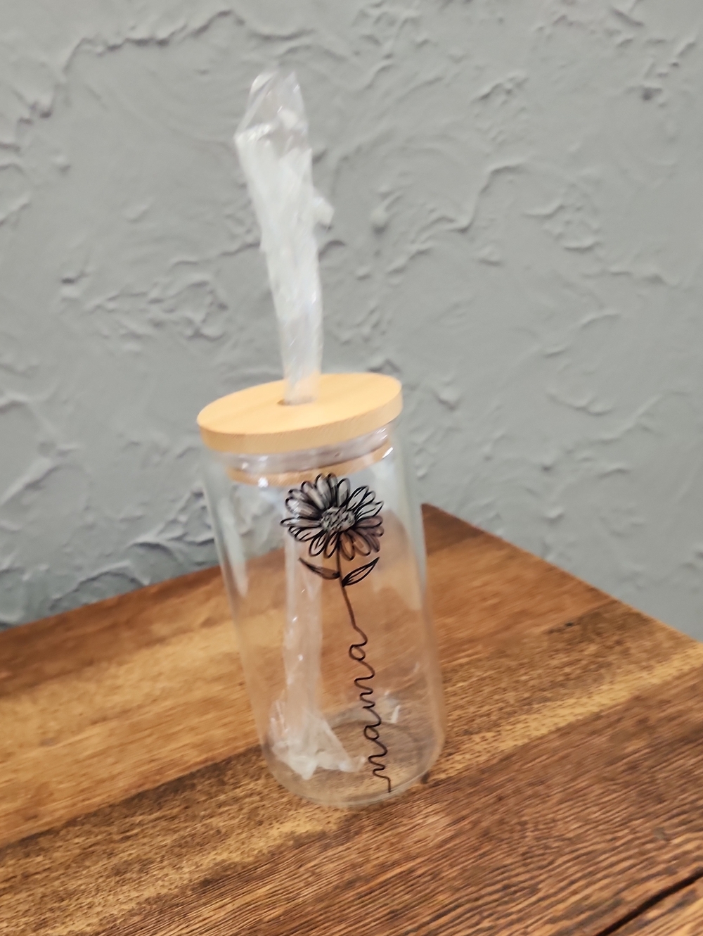 Glass Water Bottle with Bamboo Lid and Glass Straw. Floral "Mama" Script
